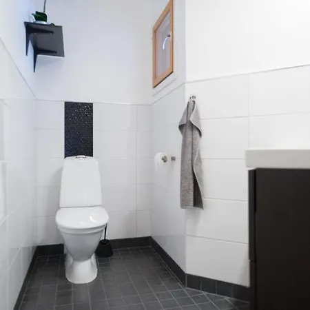 Дом отдыха Sleeps 6 Wifi Сиркка